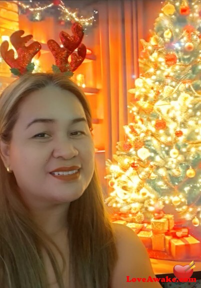 pammisj15 Filipina Woman from Trece Martires