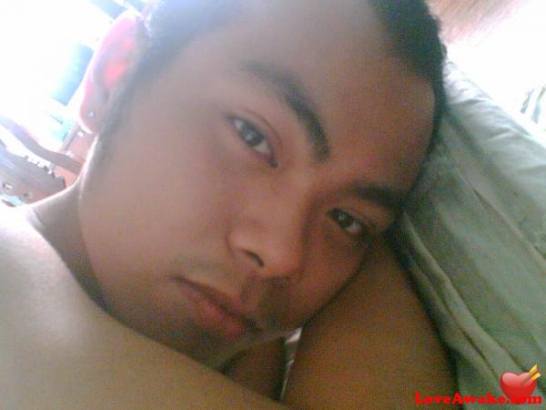 jb14 Filipina Man from Manila