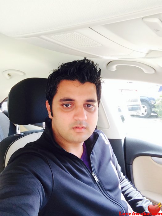 AamirHalil UAE Man from Dubai