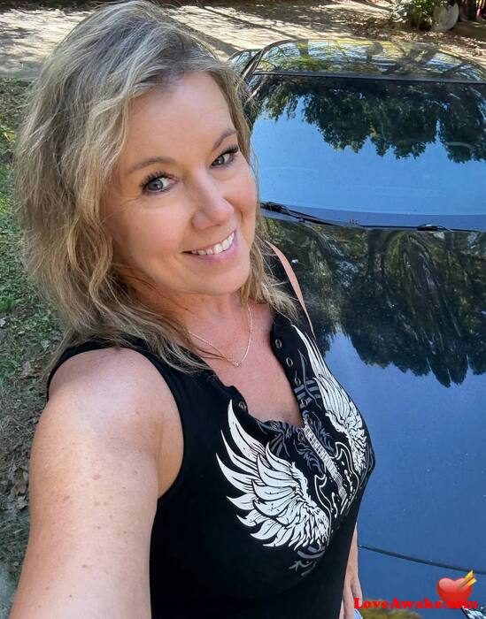 theresathy678e American Woman from Fairhope