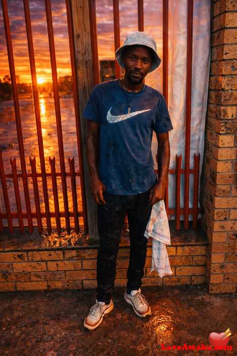 0655207106 African Man from Bloemfontein