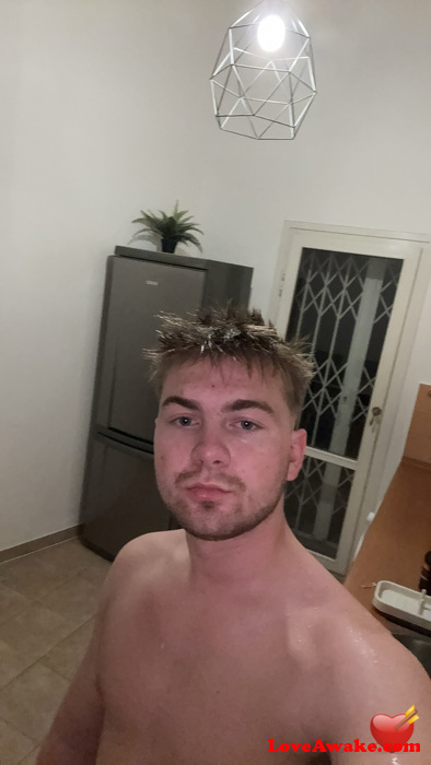 Iosjlee2002soy UK Man from Chester