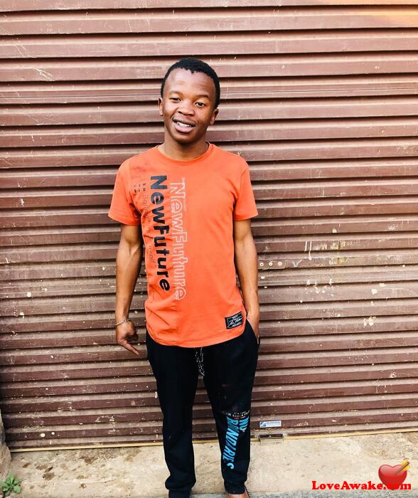 Lwazi321 African Man from Alrode