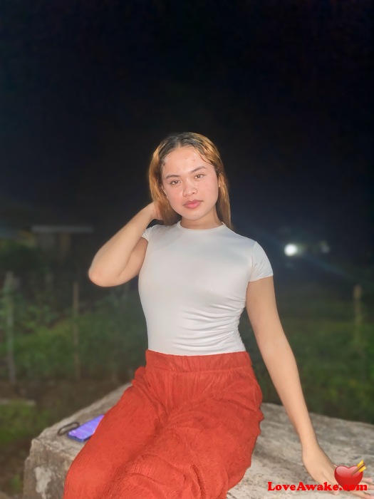 Jaysapiot Filipina Woman from Kawayan