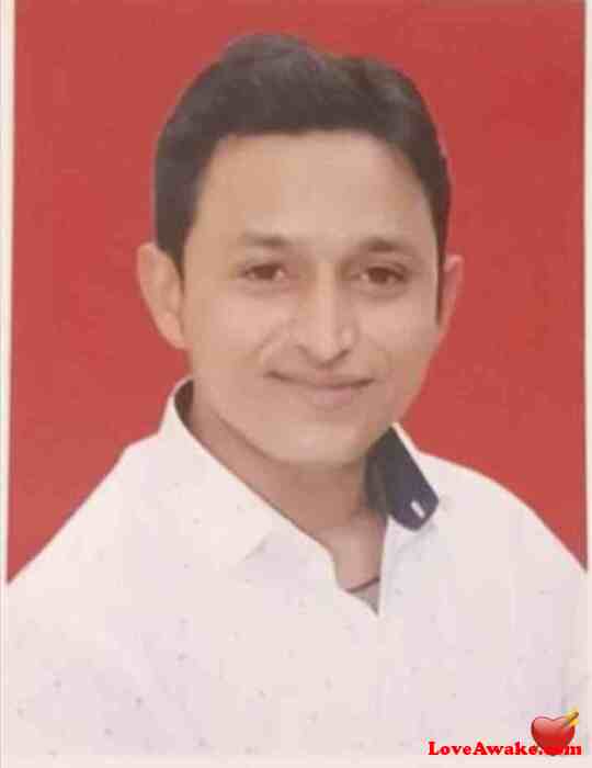 Shahrukh1995 Indian Man from Jalgaon