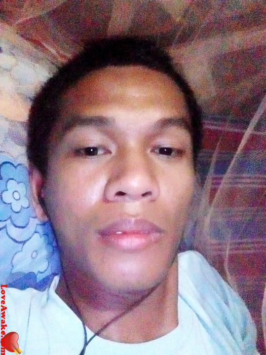 Bertsan Filipina Man from Dumaguete