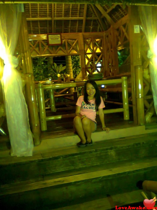 anaiz Filipina Woman from Calamba