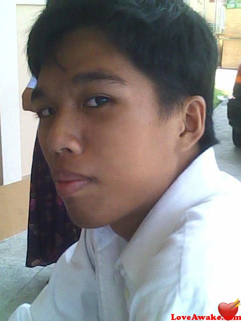 quinzhei Filipina Man from Cavite, Luzon
