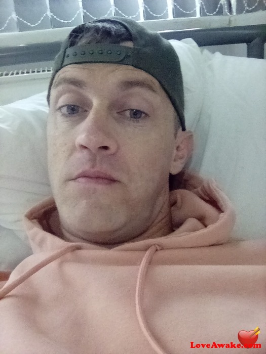 IrishRob88 UK Man from Birmingham