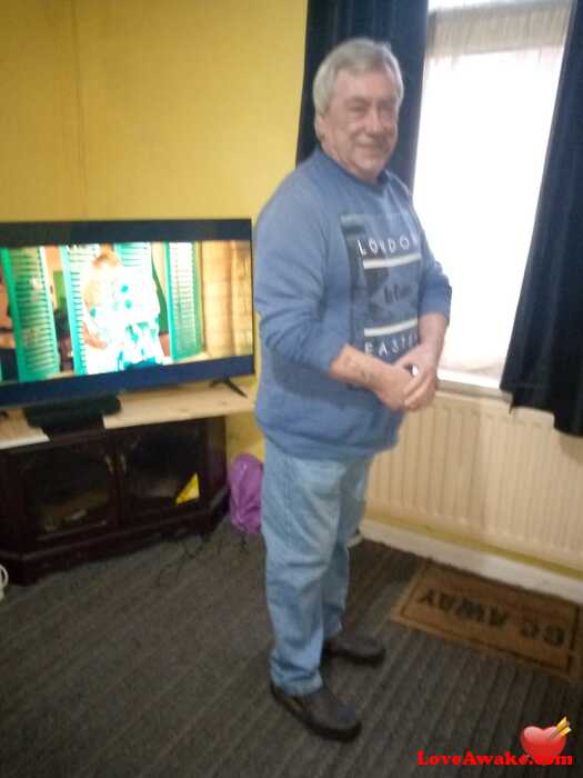 Stevewright UK Man from Aycliffe