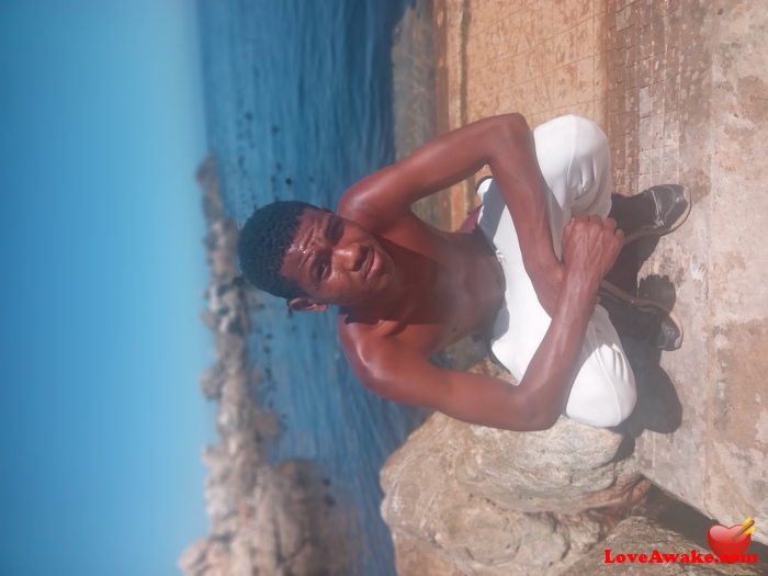 CLAYDON6 African Man from Kleinmond