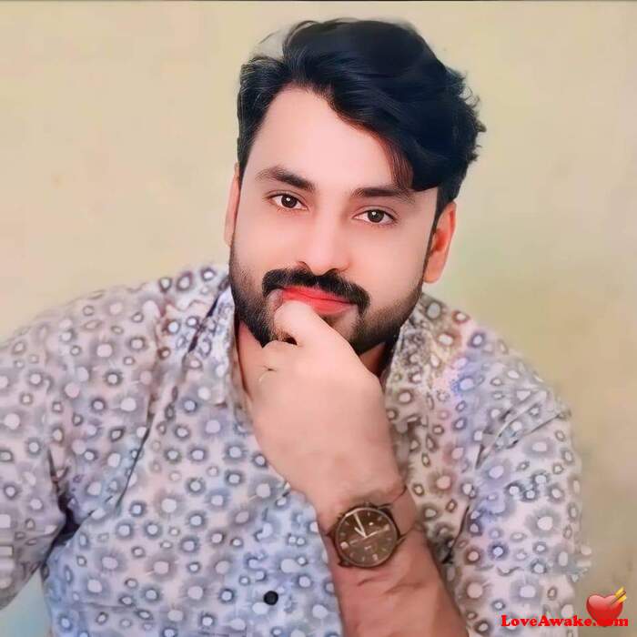 zabi01 Pakistani Man from Jhang