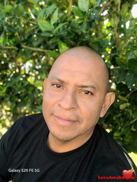 Estuardo American Man from Pasadena
