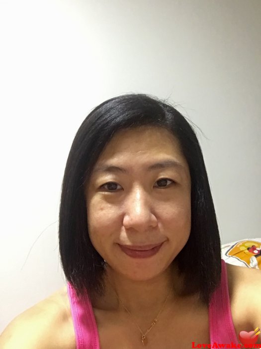 siewwei-79 Singapore Woman from Singapore
