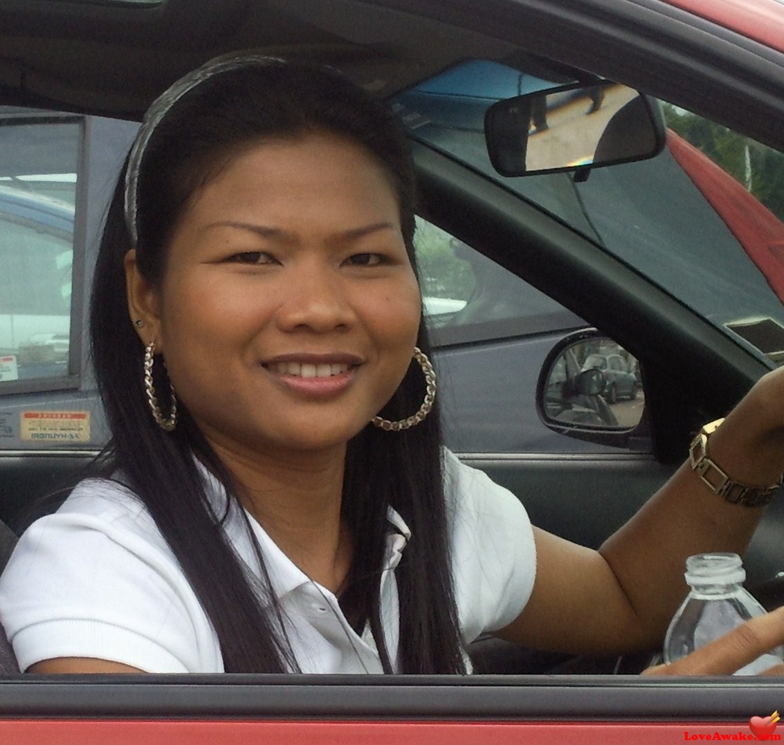 Sue2526 Thai Woman from Udon Thani