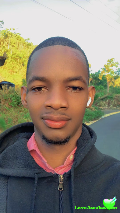 Esmeril Jamaican Man from Mandeville