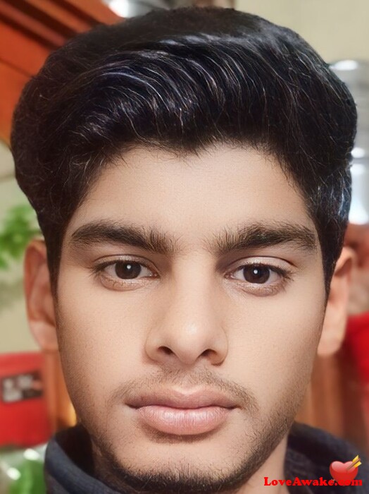 5447tgeR Pakistani Man from Kasur