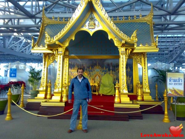 seed786 Thai Man from Bangkok