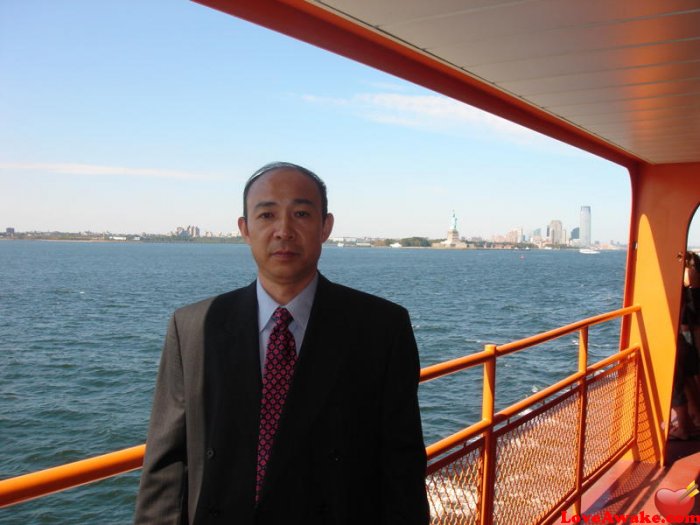 yong55 American Man from New York