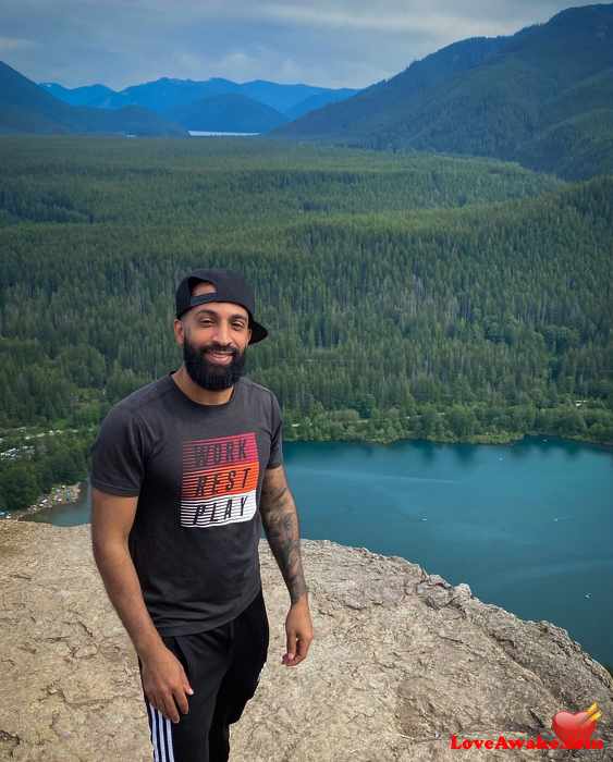 Gianhernandez Canadian Man from Vancouver