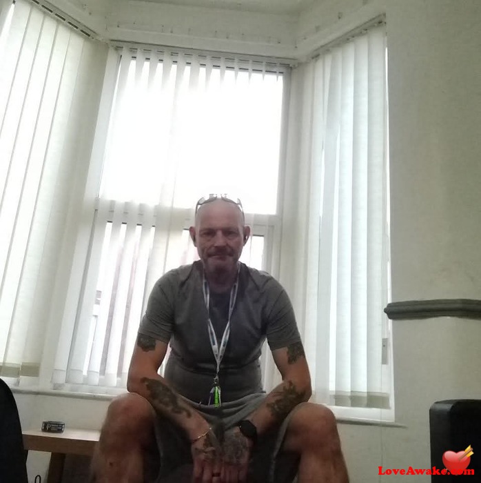Bigphil74 UK Man from Liverpool