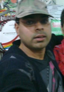 kkksssrrr Pakistani Man from Lahore
