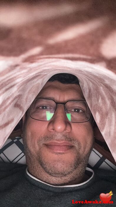 Syed9 UAE Man from Dubai