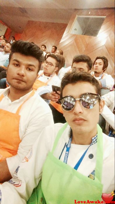 Moheei Pakistani Man from Lahore