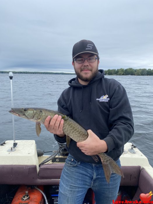 Devignn Canadian Man from North Bay