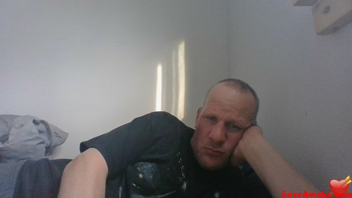 exairborne Canadian Man from Calgary