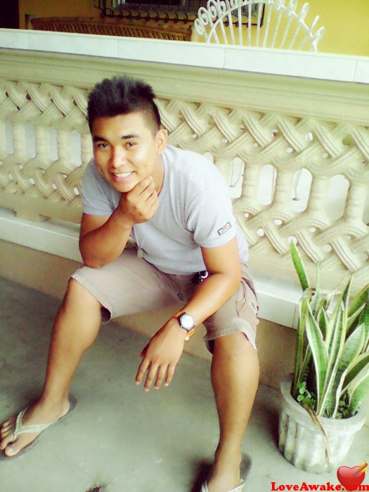 stryger Filipina Man from Bauan/Batangas