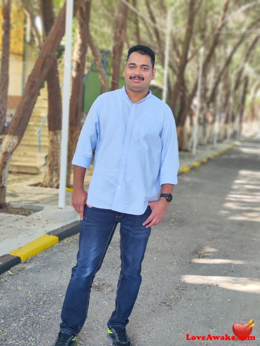 Edward9864 Kuwaiti Man from Kuwait