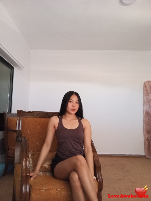 Glaidel Filipina Woman from General Mamerto Natividad