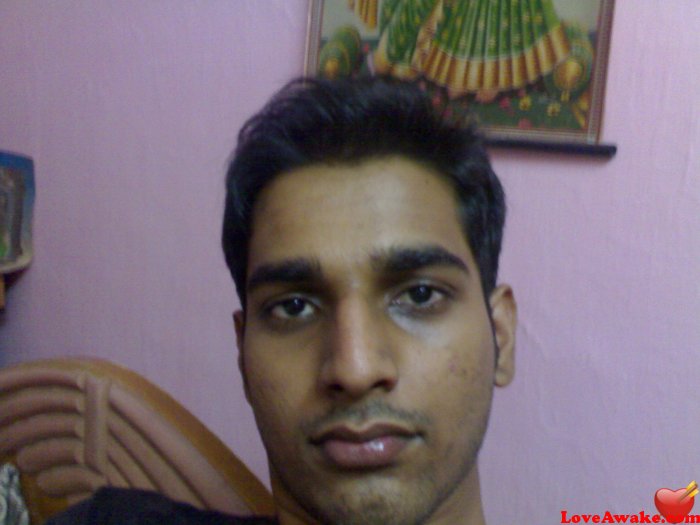 dev-charmer Indian Man from Mumbai (ex Bombay)