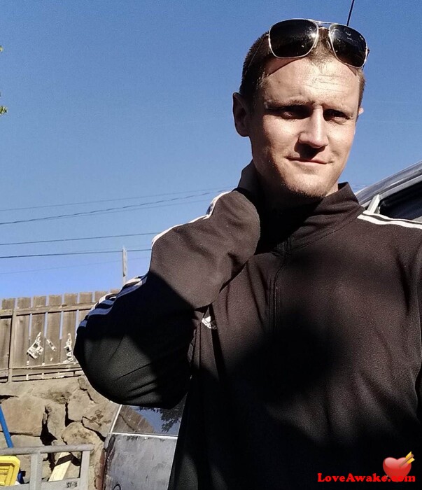 Tholiday American Man from Seattle