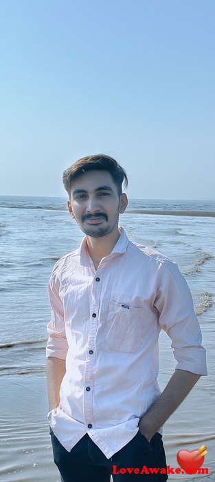 Mj5233 Indian Man from Ahmedabad