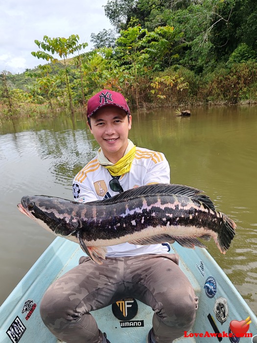 k3ntucky Malaysian Man from Kuching, Sarawak