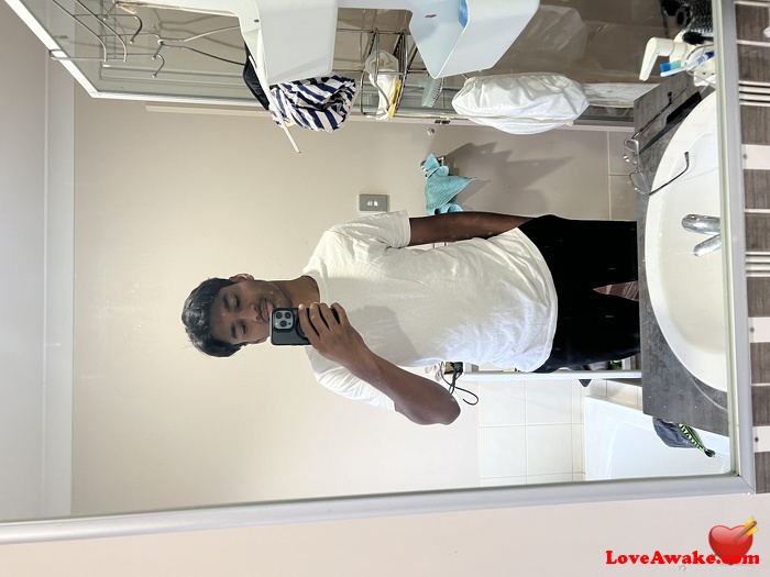 Pronoun251 Australian Man from Perth
