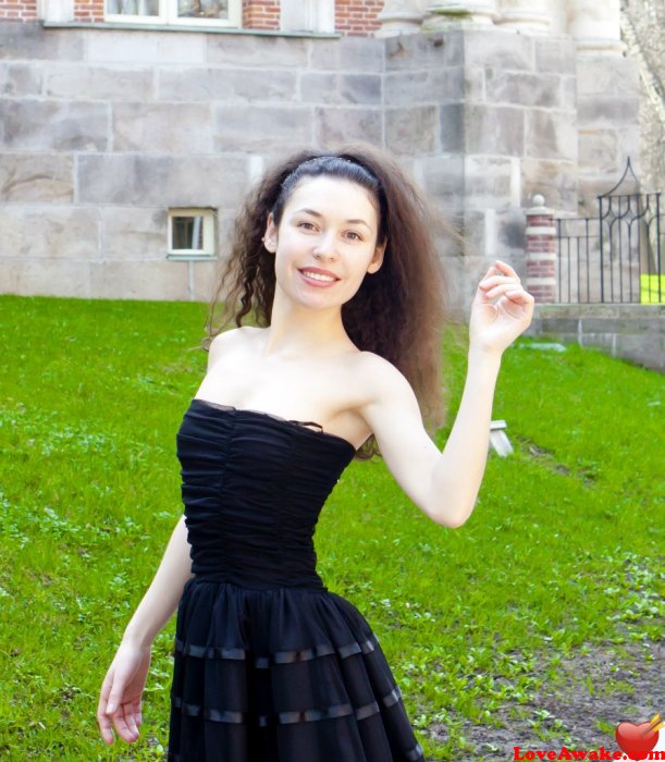 Alinasuperstar Russian Woman from Moscow