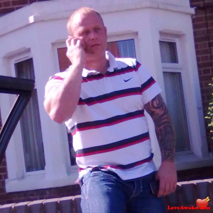 Andydb123 UK Man from Bell Green