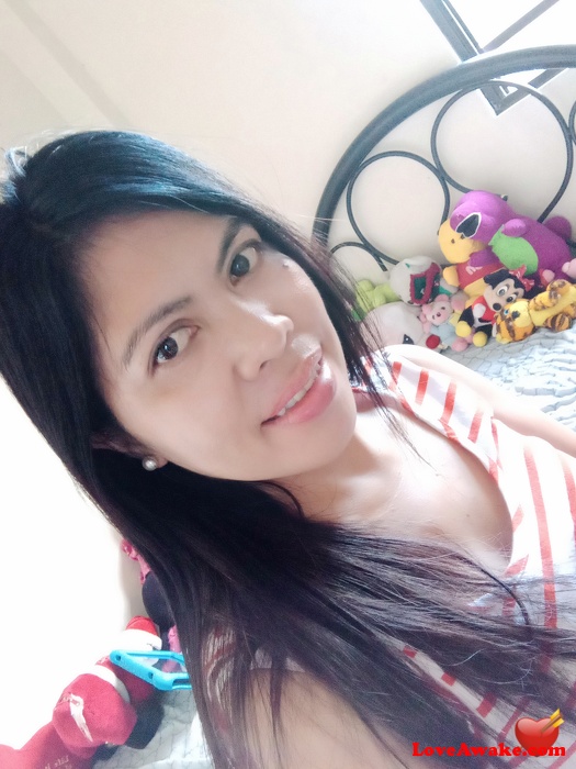 Rosesarered14 Filipina Woman from Manila