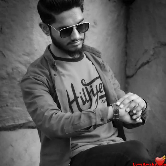 Hasnain2255 Pakistani Man from Sialkot