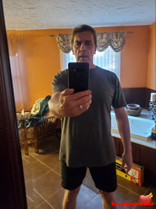Vega5 Canadian Man from Welland