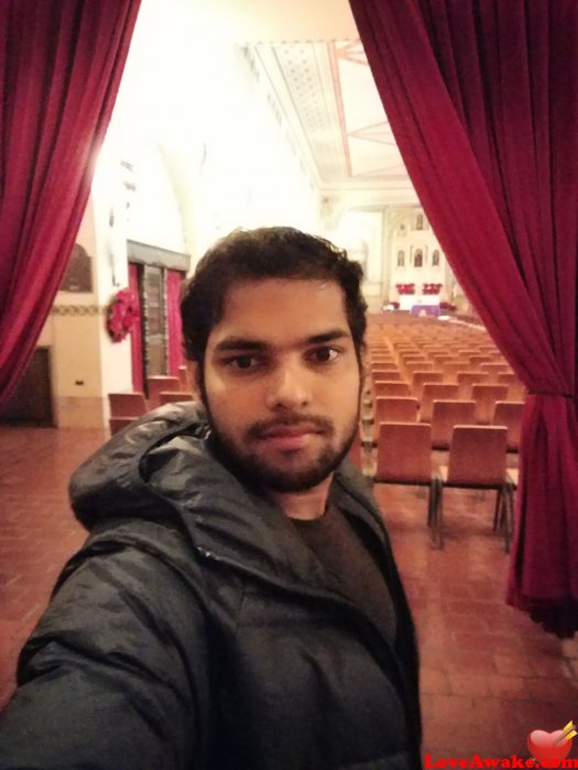 aayushsd Indian Man from Indore