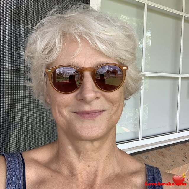 Suellyn Australian Woman from Dubbo