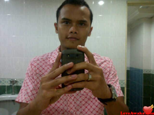 ezzul23 Malaysian Man from Kuala Lumpur