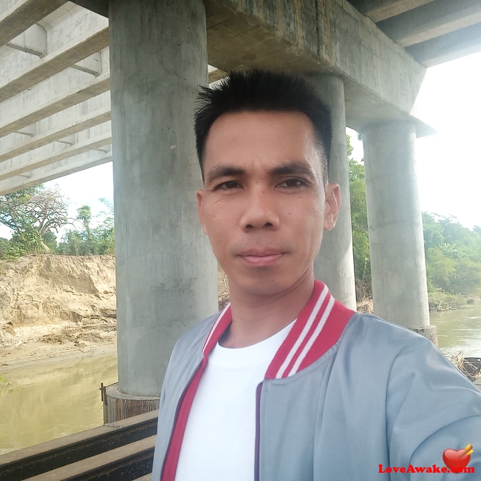 Fernando85 Filipina Man from Villasis