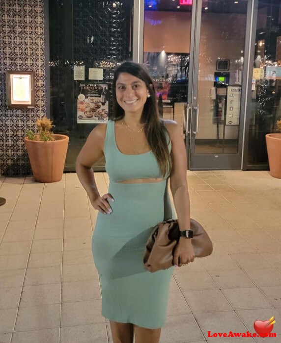Sweetmercedes American Woman from Los Angeles