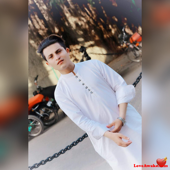 Zain310 Pakistani Man from Karachi