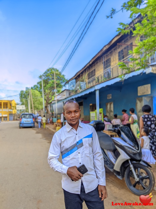 Jeanfabio Madagascar Man from Antsohihy